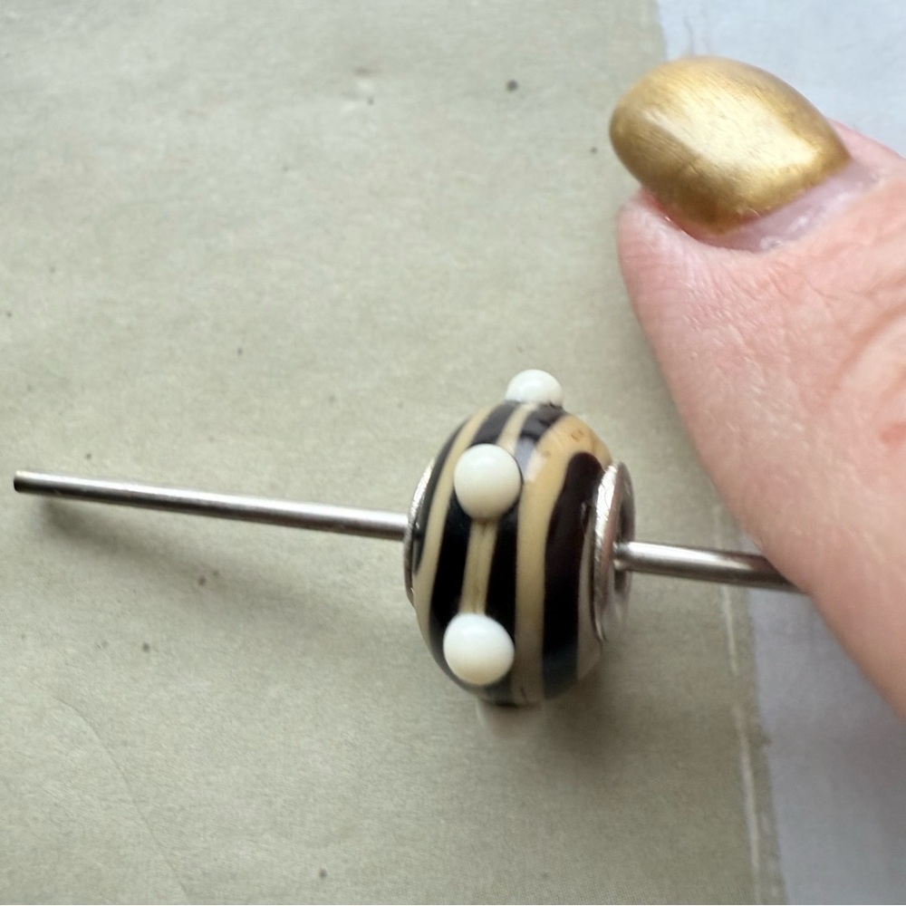 Trollbeads Black & Ivory Bump Dot Glass Bead – Sterling Silver 925 Core